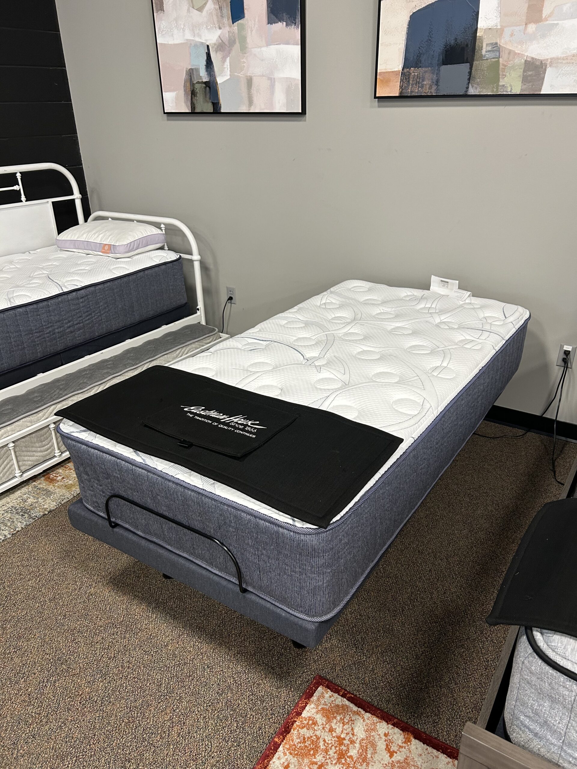 Luxe Majestic Plush - Image 2