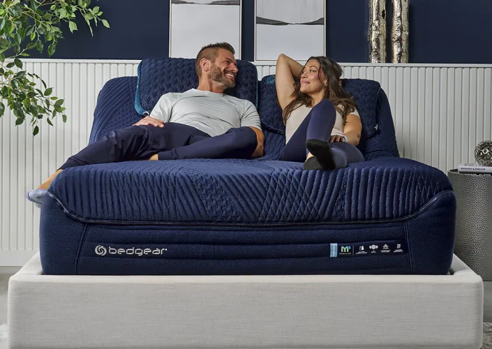 04-M5-Night-Ice-Mattress-Lifestyle1-WEB